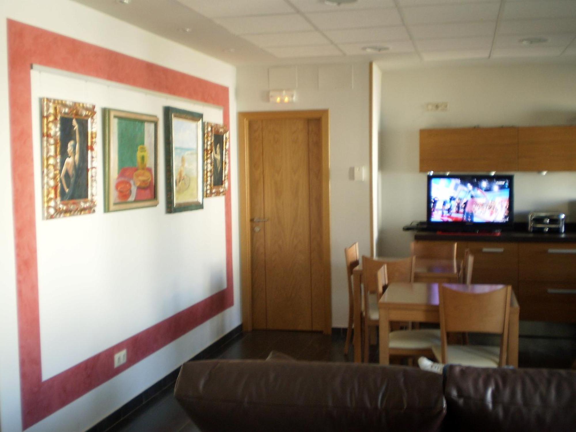 Hostal Rica Posada Guadalajara Exteriör bild