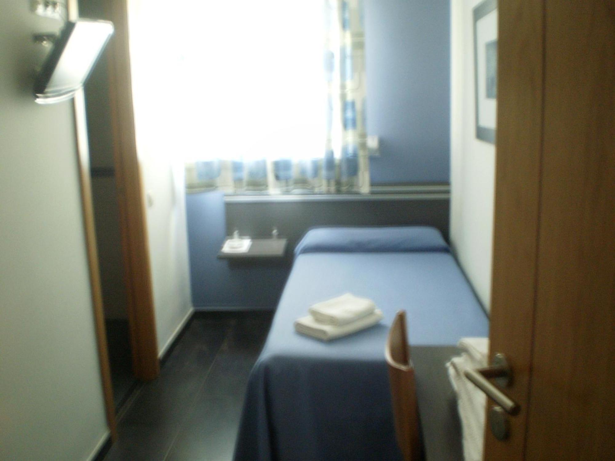 Hostal Rica Posada Guadalajara Exteriör bild